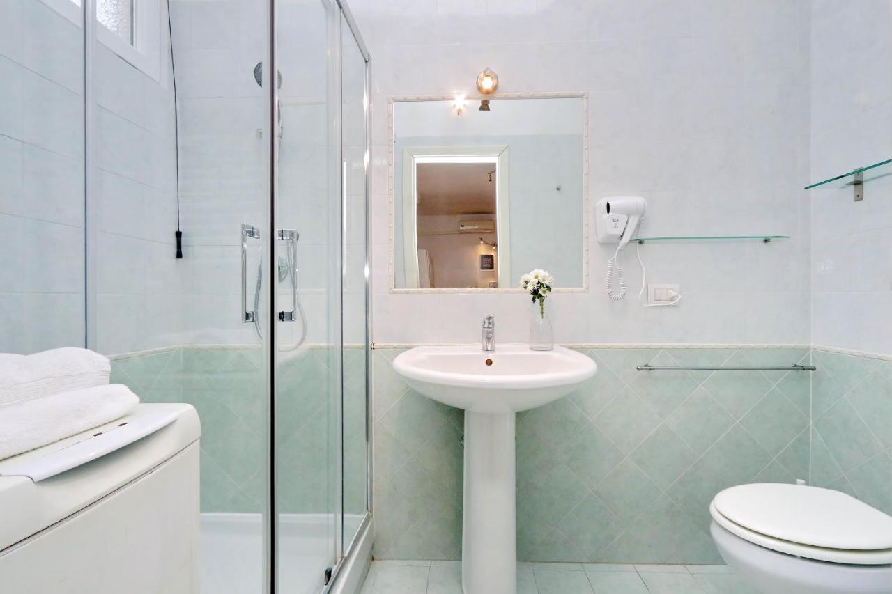 Holiday Rental St Peter'S Area Рим Экстерьер фото
